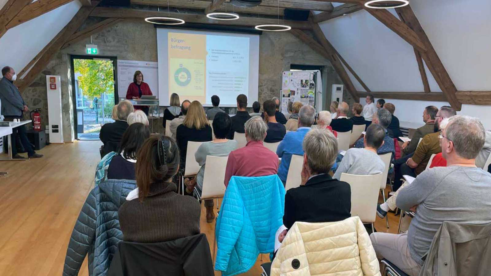 Featured image for “Gemeindeentwicklungskonzept in Kirchzarten — Präsentation im öffentlichen Raum”